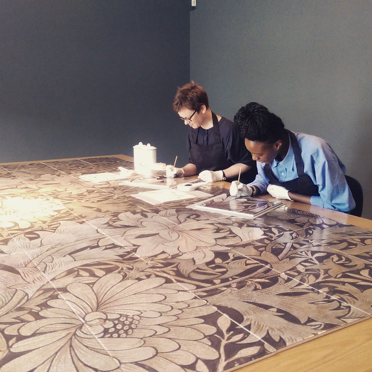 A great day as an apprentice alongside amazing master painter Sarah at the <a href="/CTwomeyStudio/">Clare Twomey Studio</a> exhibition <a href="/WMGallery/">WilliamMorrisGallery</a>