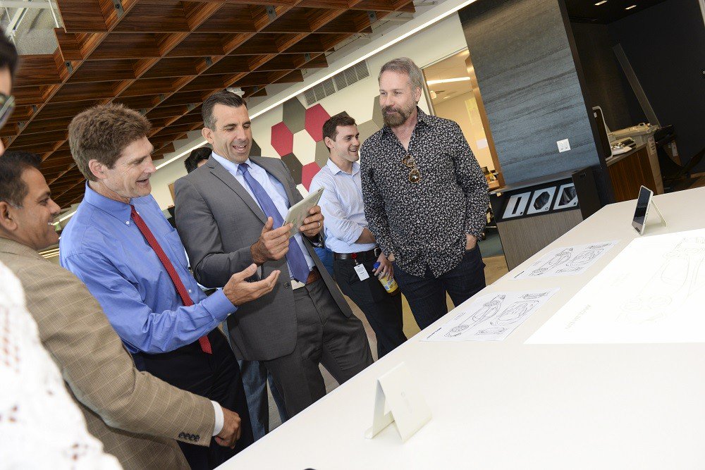 tanyarose's tweet photo. Thank you @CarlGuardino &amp; @sliccardo for visiting the #EY #Innovation Experience Center #TheCEOShow @1590KLIV https://t.co/ljINNyIAA7