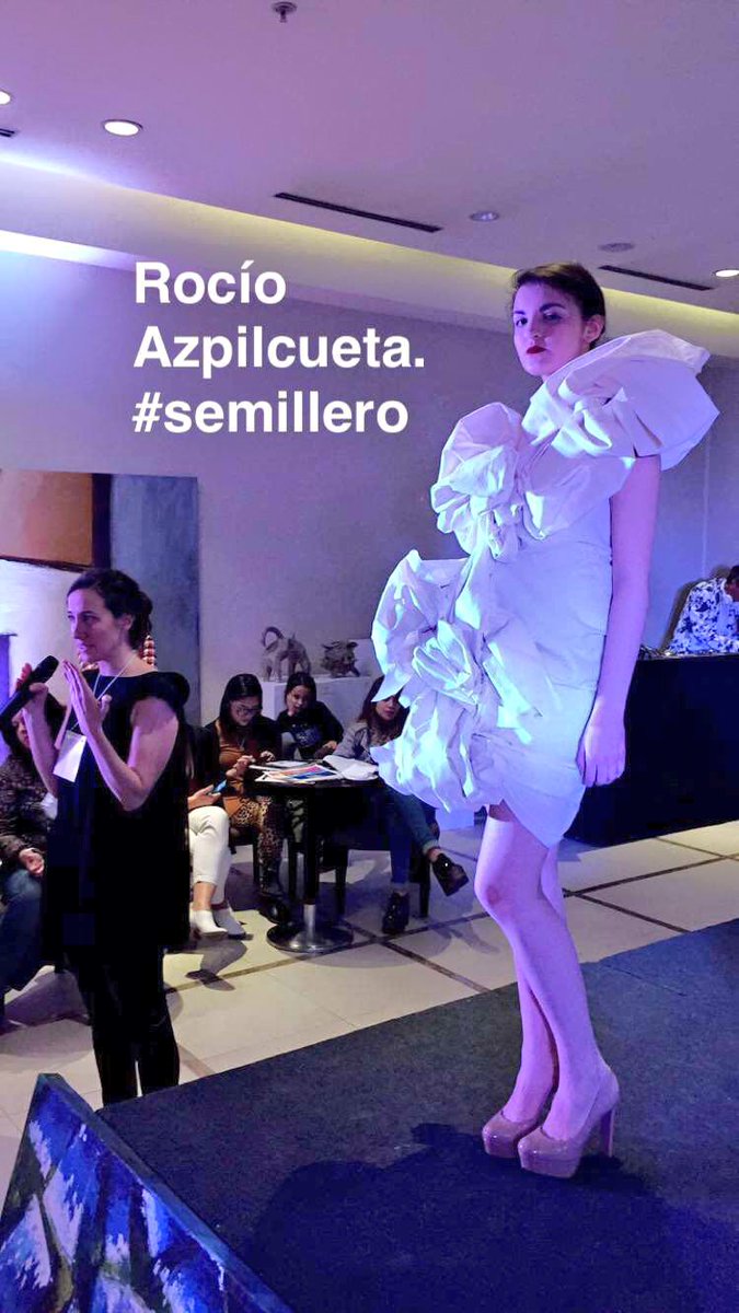 FedericoCroce's tweet photo. Otro 2do puesto❗️ Ro Azpilcueta y su marca Al Raz.  Copado. Editorial. Showstopper.  #semillero @MendozaShopping https://t.co/b1BqFRs02v