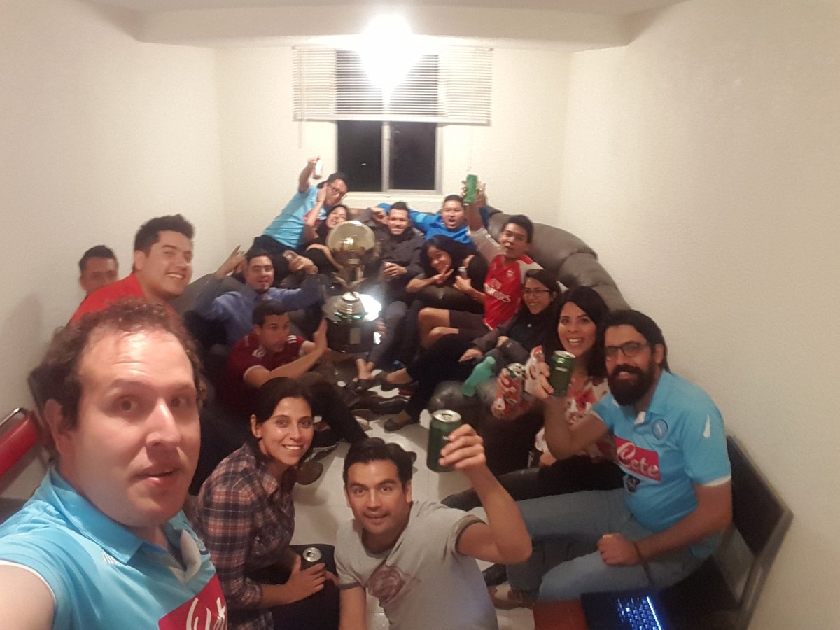 AtleticoFurano's tweet photo. ¡Furano Campeón! 💪🏆🏆🏆⚽😆😎 #latercera #FuranoCampeón #CopaWalmart https://t.co/Lni9ok0n8k