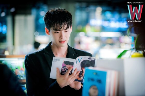 Дорама тв мир. Дорама satisfya en iyi kore kavga sahnesi. W меж двух миров. Киберкраш дорама команды. Кан чоль.