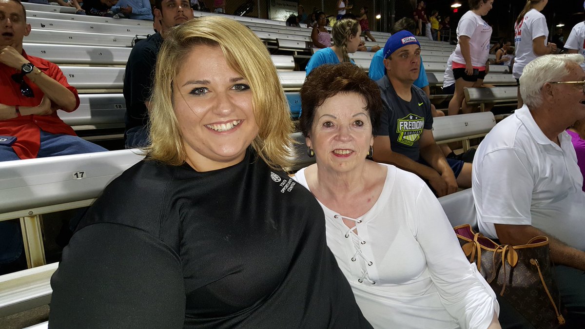 maryannnicoson's tweet photo. Y come to #HOAL16 bball game hangin with upline Betty Flanary @daschalynn @MarkiewiczTeam https://t.co/wg1psOqqhe