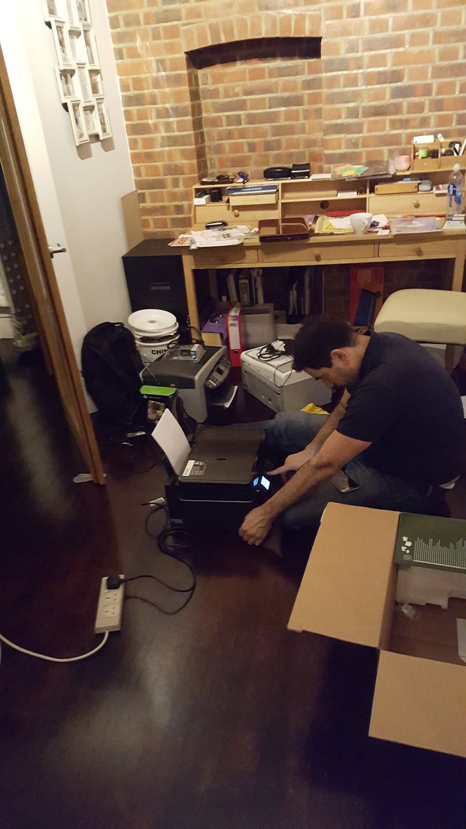 AmeliasSdrWish's tweet image. #fundraisingproblems 11pm 30 tshirts 30 sheets of transfer paper &amp;amp;3 printers that are all broken! #printerstress