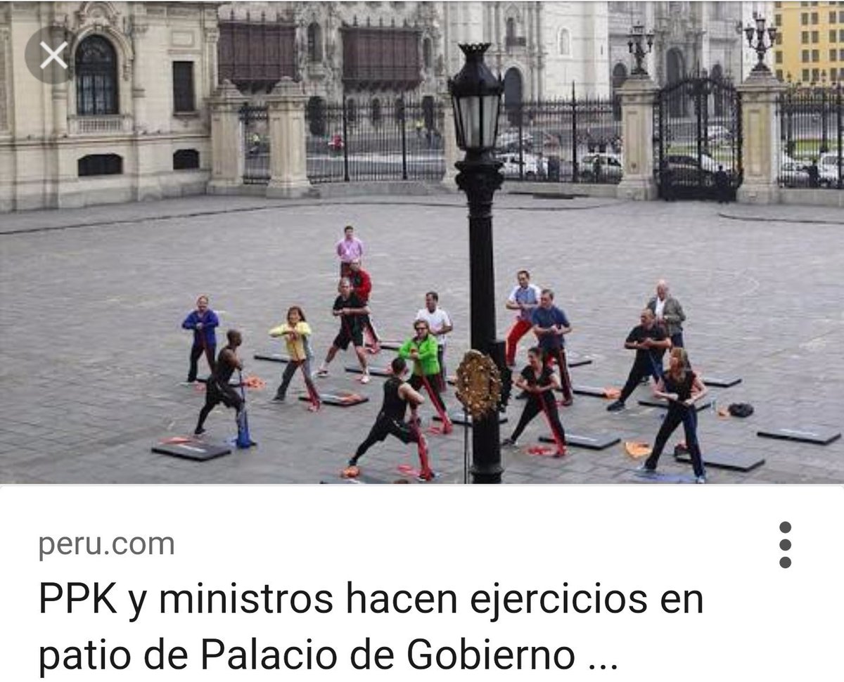 clauditaxo's tweet image. Q coincidencia Palacio de Gob. Es Gimnasio #Pokémon y hoy los Ministros hacían ejercicios #PPKGO
