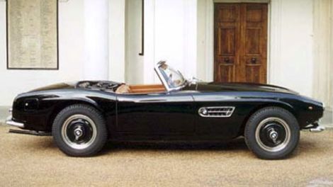 BIZOL_US's tweet photo. @BMW  finished restoring @ElvisPresley 's #507 and it is #Perfect https://t.co/YMz83MxA9j #BIZOL #B_effective https://t.co/aUreaV0yK6