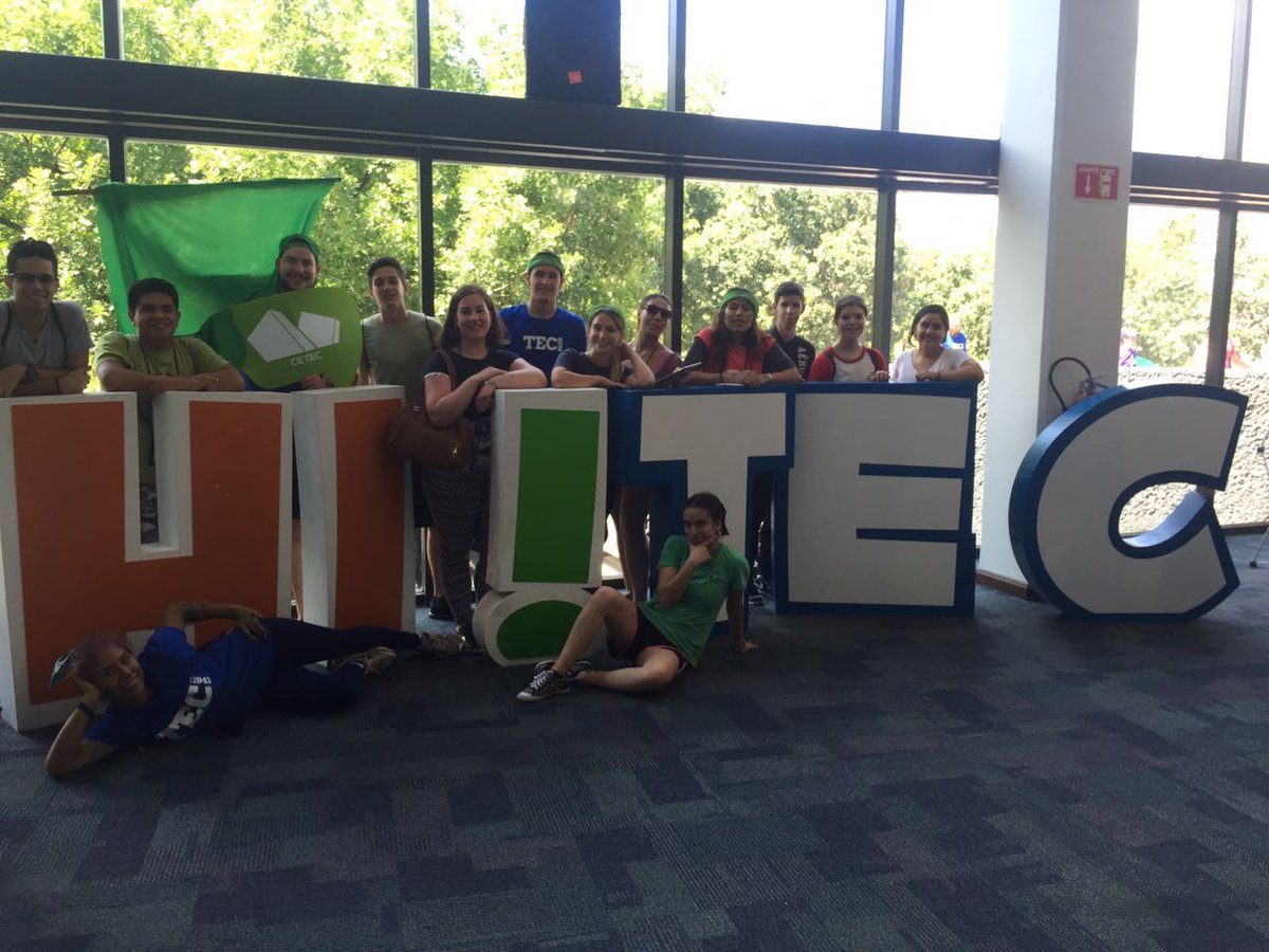 GabyGuemes's tweet photo. VERDE QUE TE QUIERO VERDE! 💚 #hitec  #verdeCETEC https://t.co/LnPdzSSrUv
