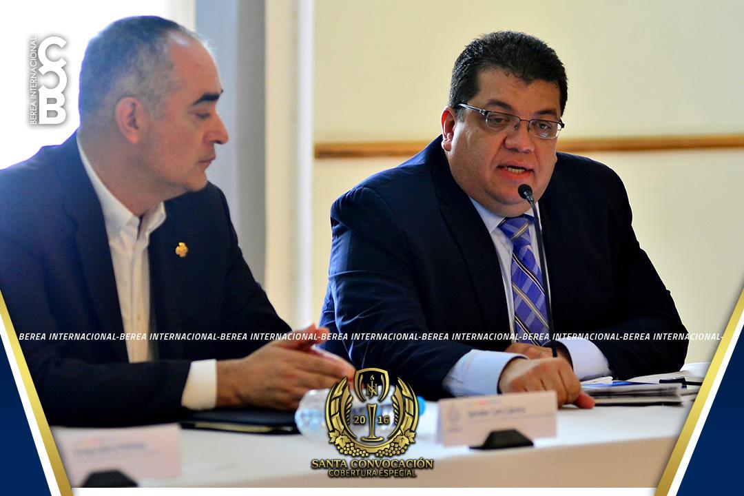 BereaInter's tweet photo. Rueda de Prensa: Operativo La Luz del Mundo 2016

Llega #DíaDeLaLibertad
#SC2016
#LLDM https://t.co/WwDJ6rRuuR