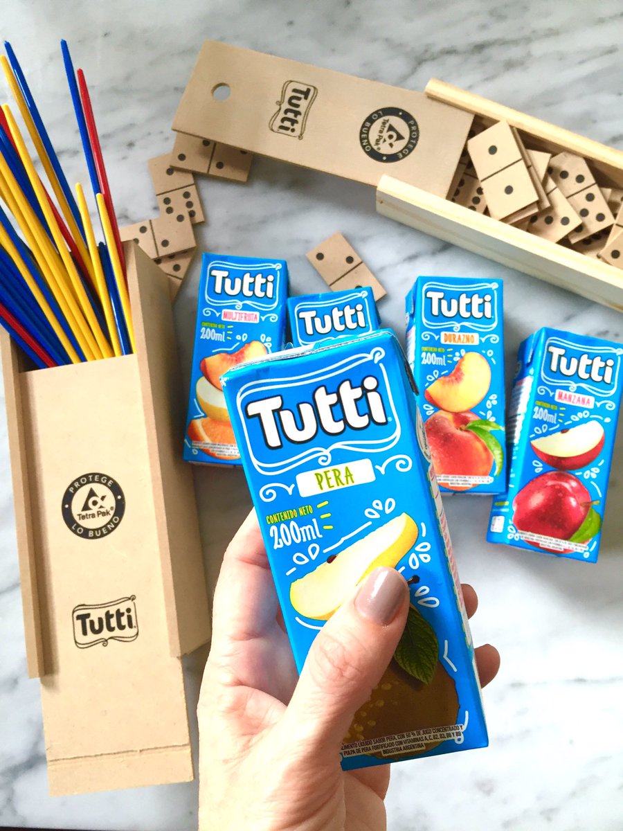Esperando el regreso de mis niñas lindas con los nuevos #jugostutti de #tetrapak y #babasal <a href="/TetraPakAr/">Tetra Pak Argentina</a> #divertutti