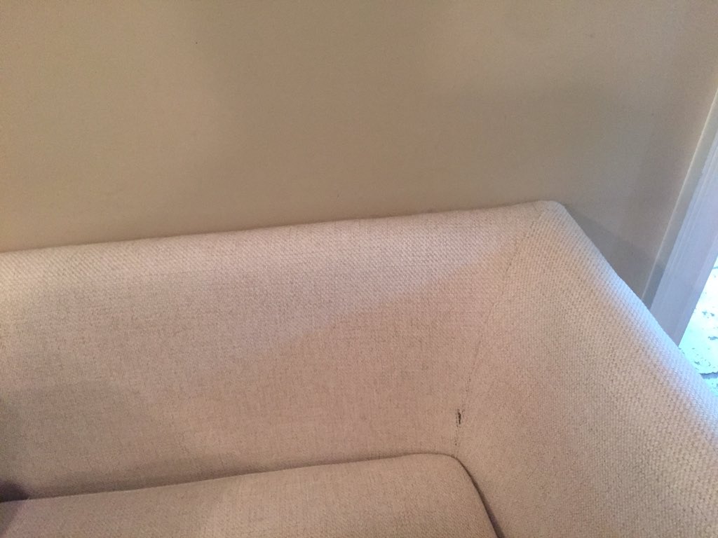 JavShack80's tweet photo. @RoomstogoCARE yes. Very upset. We just bought this as a Christmas gift to ourselves last year. Not good. https://t.co/nW1AcSxHLz