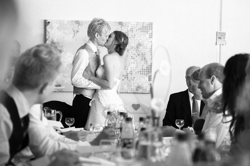 GunvorEline's tweet photo. Happy flower wedding day to this lovely couple! #weddinganniversary https://t.co/0bQS9nflO8 https://t.co/teh72cVpXu