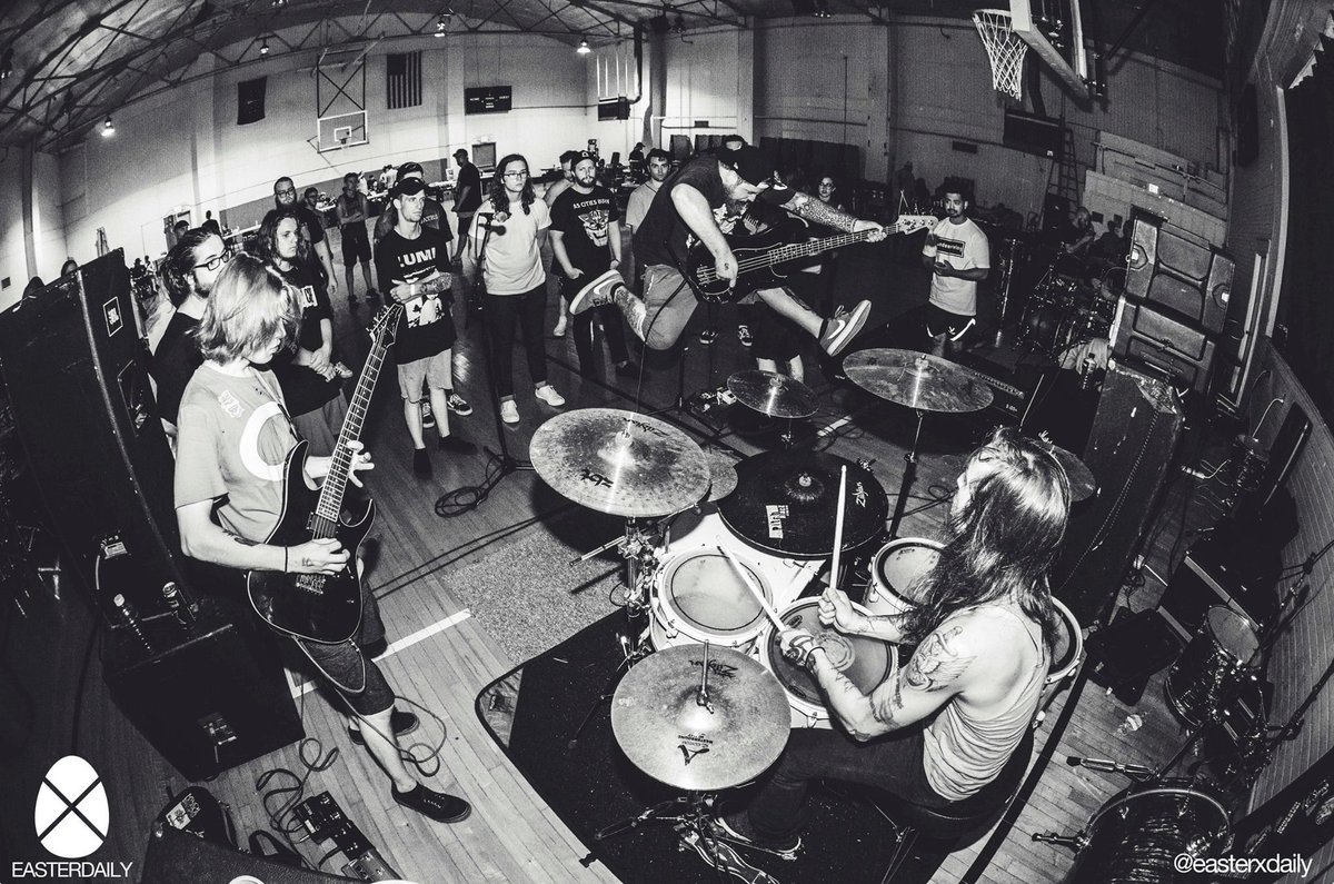 LakeEffect_'s tweet photo. Matter Fest thanks for being awesome. 📷 @easterxdaily #blackandwhitephotography #punkjumps #bandslive #music #party https://t.co/5WpjXYHEKC