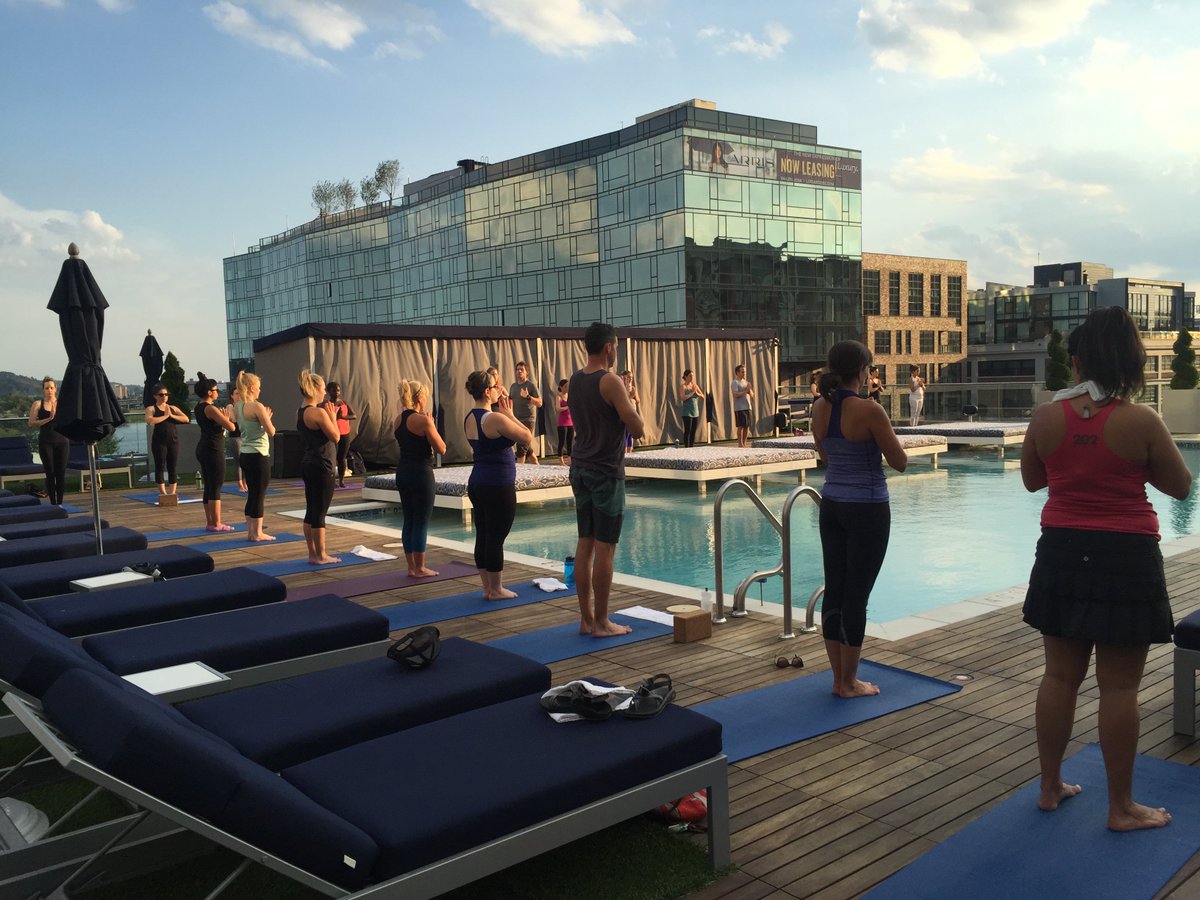 VIDAFitnessDC's tweet photo. Not quite #VinoAndVinyasa, but we do have 6am Vinyasa on the @PenthousePool deck every Friday morning @ the Yards! https://t.co/aHzJvhogqC