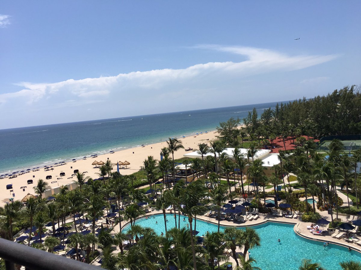 Cassyyok's tweet image. La vista del marriot 🔙🔙🙏🏻 #FuntimeMemories