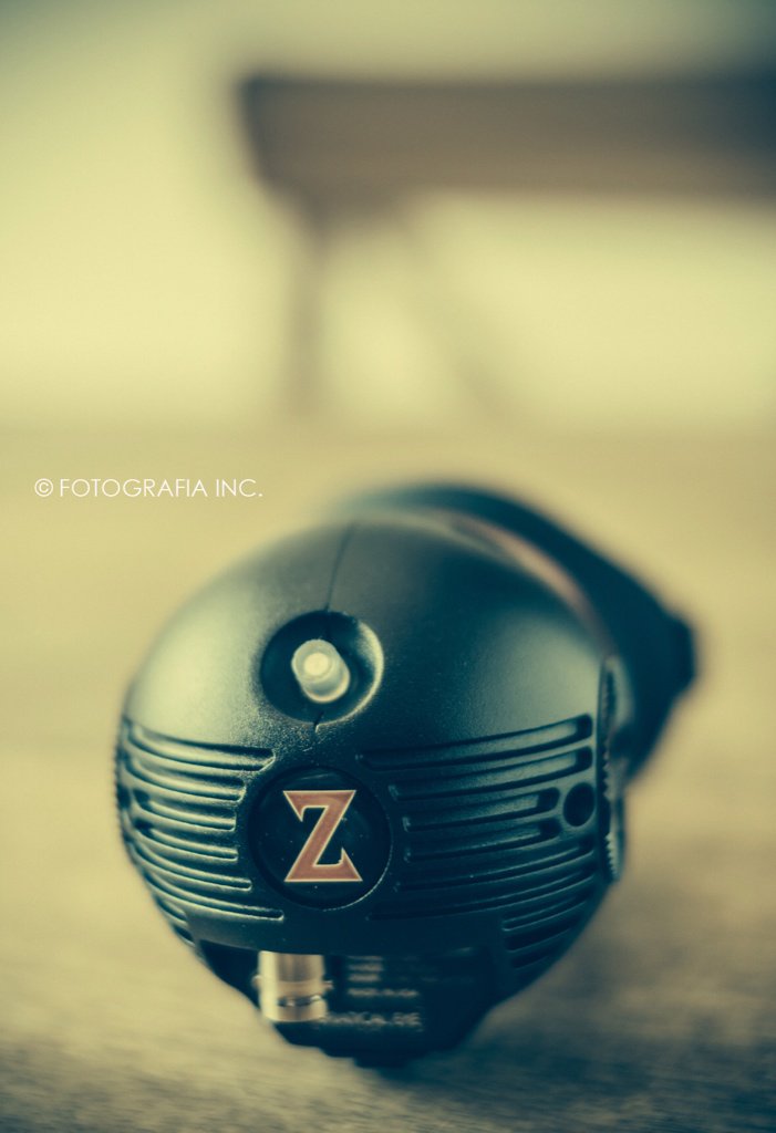 TataSteva's tweet photo. Aliens are coming! Or it's just a great @Zacuto #GraticalEye ? https://t.co/iSg1vTWniU