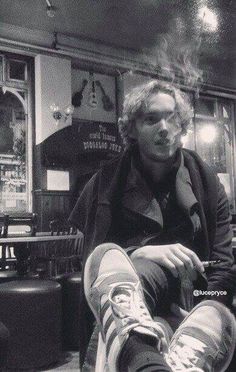 RemWerewolf's tweet image. "A cup of my soul and two sugars, hold the pain, please."
- New account, not new to rp.
- MV as of now.
- RT.