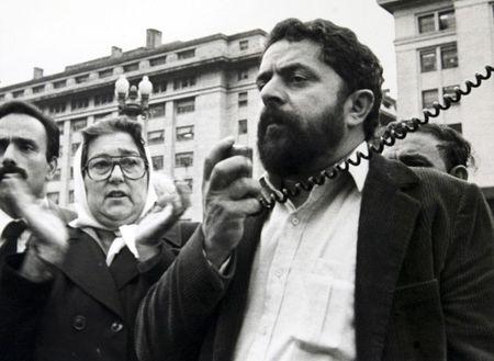 ferosoriano's tweet photo. Terrible foto de Hebe con Lula en 1985 https://t.co/xaYf9iF7Jm