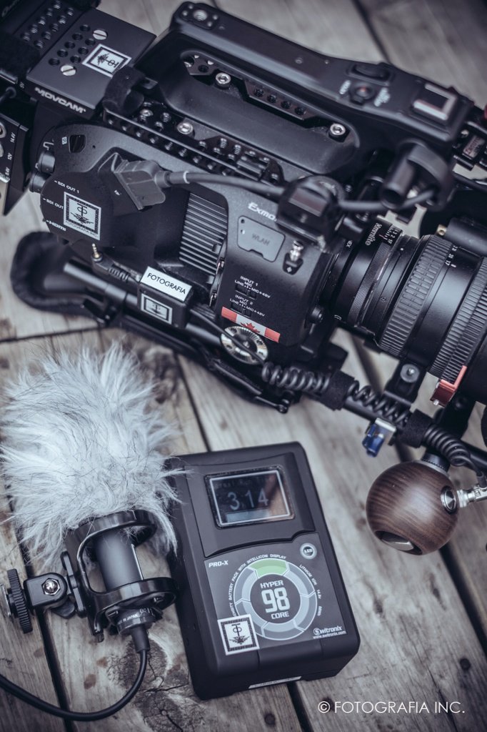 TataSteva's tweet photo. Powered up properly for next #shoot with @Switronix #Hypercore98 #camerabattery #coredriven https://t.co/sV9IWxzGLn