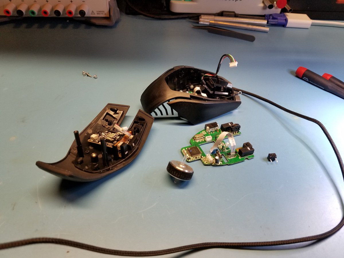 VolonteSystems's tweet photo. Mouse surgery due to bad scrollwheel button https://t.co/Pcq6hQqB2W