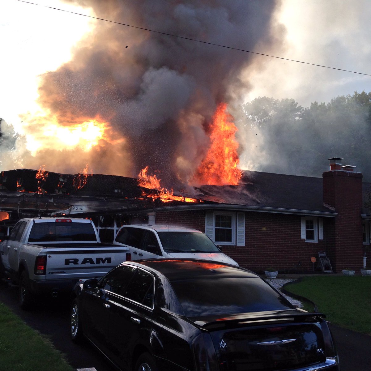 PIOMarkBrady's tweet image. U/D Rutherford. All searches negative. Family accounted for and safe. 42 FF/Medics working. Image by PGFD AFC James