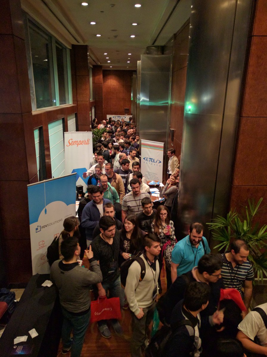 amorral's tweet image. Con @Epidata en #arqconf2016 #arquitecturadesoftware. Excelente convocatoria como siempre @ArqConf