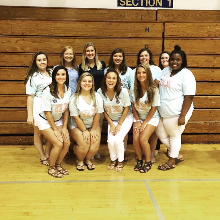 cheyennehope52's tweet photo. Go Greek because girls from other chapters become your sisters too💕 #GoGreekUTC #RushPiChi https://t.co/HxkPrTac3k