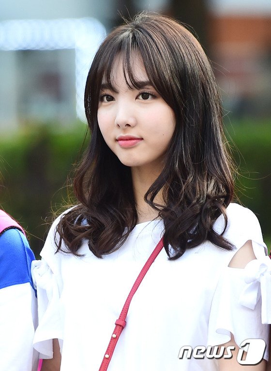 Nayeon predebut pictures | allkpop Forums