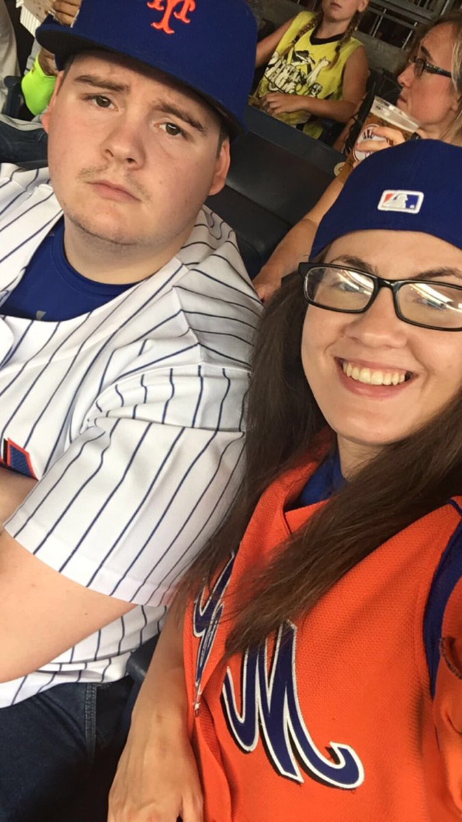 presleyb's tweet photo. #SubwaySeries #BRONXINVASION https://t.co/0IU6YZH4Qb