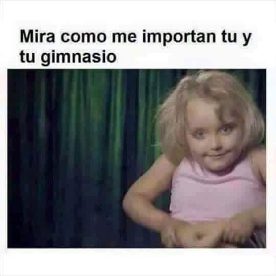 martukysuarez's tweet photo. Mueren más personas en los gimnasios que en los bares, no digo más!! #perrunner #nopuedoconlavida https://t.co/imJhRqRGG9