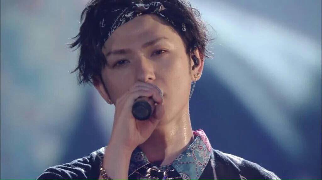 ｍ いろんな髪色の秀太も大好きだけど 黒髪の秀太も個人的にたまらん 黒髪も恋しくなってきた 末吉秀太 黒髪