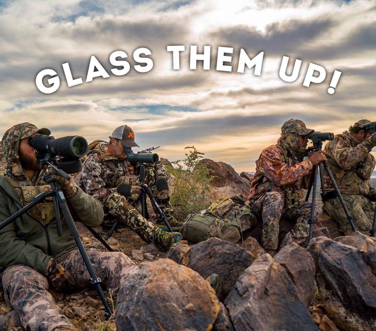 SPORTSMANchnl's tweet photo. Glassing bucks. #Hunting @huntinfooltv https://t.co/2EQup1SydO