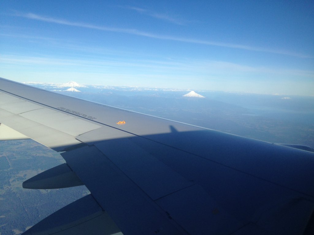 Rutamagallanico's tweet photo. Puyehue desde el aire #avion #airplane #clicklatam #LatAm #Chile #photography #travel #viajes #fotografia #FOTOS https://t.co/GsWAC00EtG