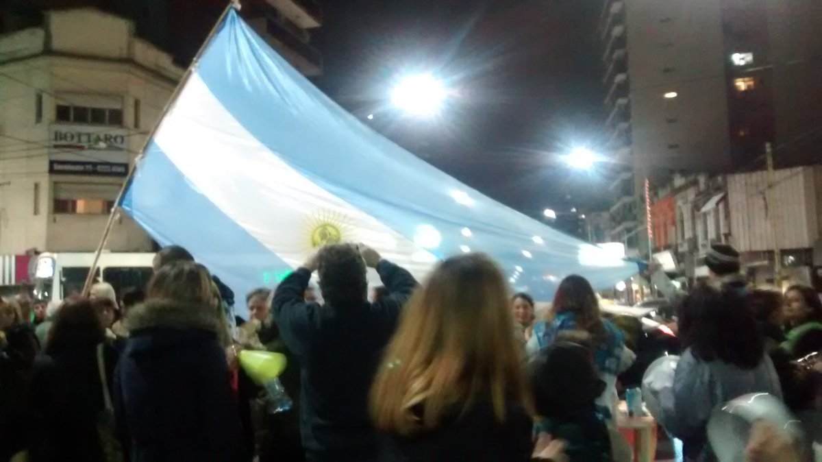 Juv_Marechal's tweet photo. #Ruidazo en #Avellaneda https://t.co/4wksSsgFtA