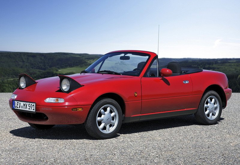 AdvancedAuto303's tweet image. Throw back Thursday! Do you know what year the Mazda Miata first showed up in the US? Let us know in the comments!