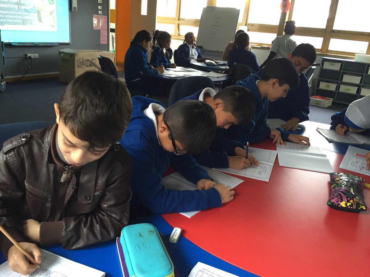 merrylandseast's tweet photo. Zone P planning their new #edVentureTime projects. https://t.co/z0N6VFLONF