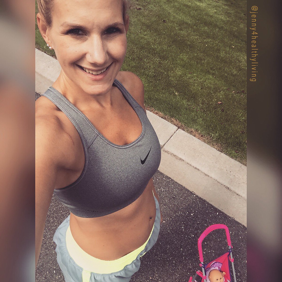 jbethea45's tweet photo. #moms version of #exercise! #momlife #fitmom #walkingisgood https://t.co/CXb0N9XizK