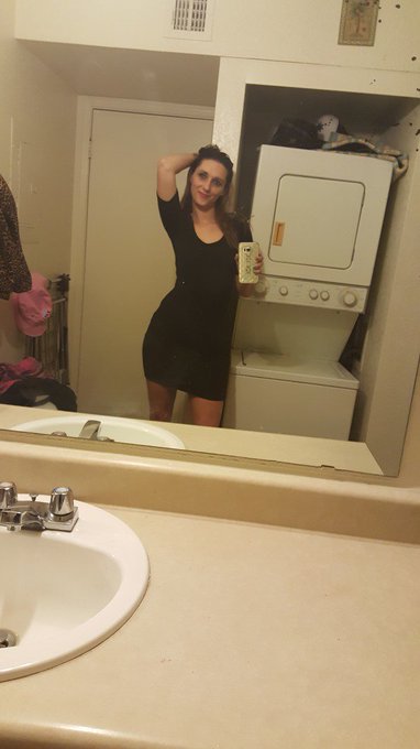 AprilShy’s pics and videos