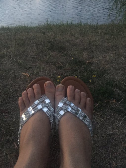 😌😌😌😌 https://t.co/EKL8HUF7G7<a href="/tag/insecurities"class="tags"><span>#insecurities</span></a>