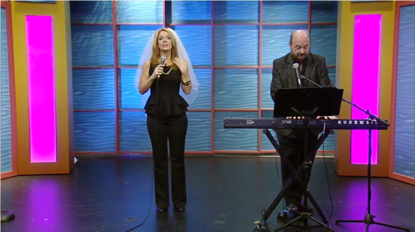 KellyClintonLV's tweet photo. Love this video of my dear friend, #BillFayne & I #comedy #musical #newspot https://t.co/lwKRxgaCz3 https://t.co/cFcaeEwPQQ