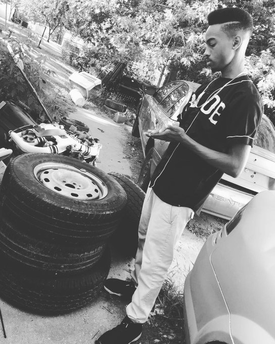 You know that his soul in the furnace🔥....🐐🔪 https://t.co/48v8C69W1U<a href="/tag/spotify"class="tags"><span>#spotify</span></a>