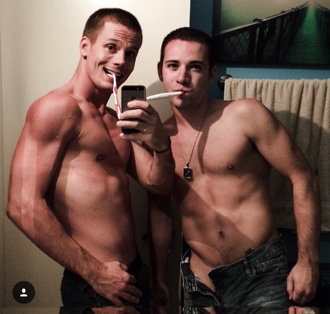 Miss my best friend @JasonKingPhoto ?! Cuddle date soon! https://t.co/G1aPoR241u