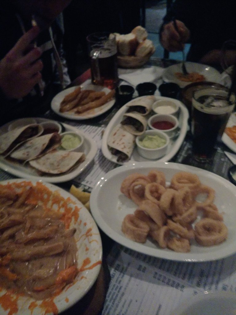 Jueves en <a href="/cincosabios/">Cinco Sabios</a> con los pibes es todo lo que está bien