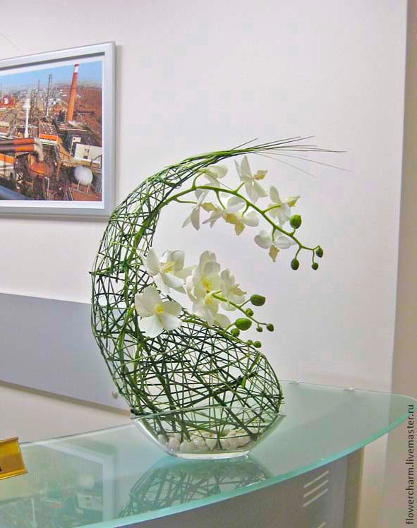 DesignFluor's tweet image. Композиции из цветов для декорирования интерьера.