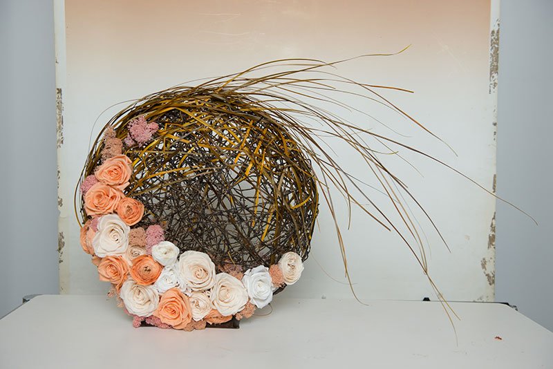 DesignFluor's tweet image. Композиции из цветов для декорирования интерьера.