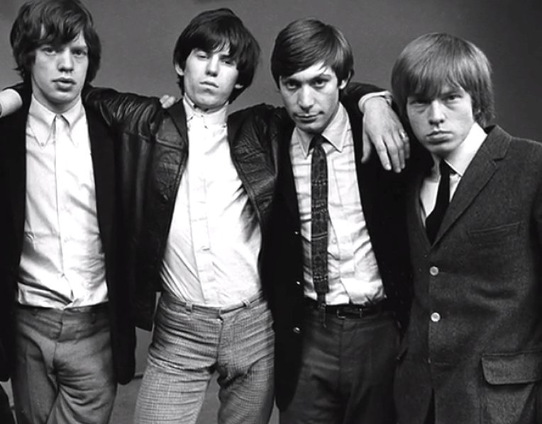 ClassicSquawk's tweet image. "I cαɴ'т ɢeт ɴo-"
  "Sαтιѕғαcтιoɴ!"
•Totally Classic.
•Possibly Stoned.
•We made Rock N' Roll. 
#APRPG