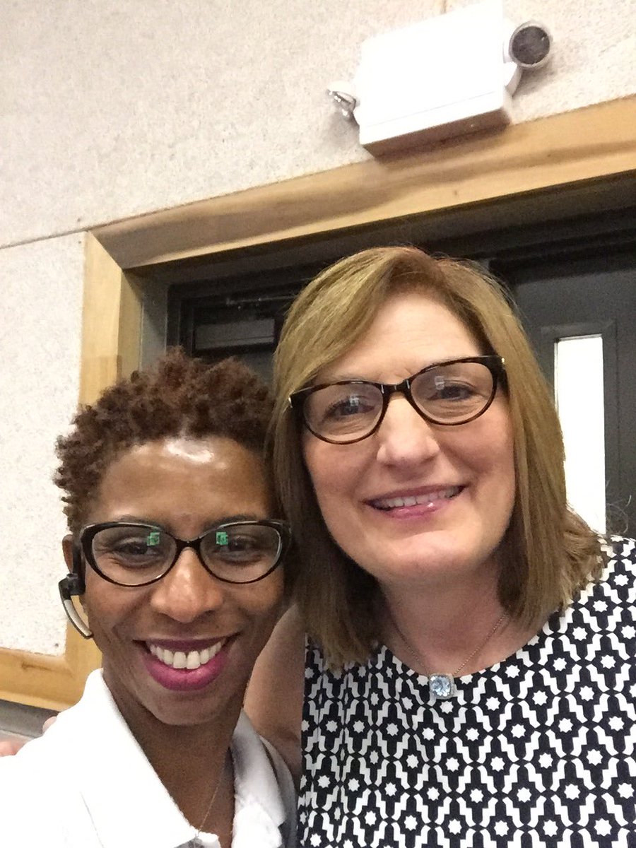 DarlingSped's tweet photo. @WinchesterElem #DLDWhiteStation Thanks Dr Toarmina !!! https://t.co/Gujmoi37wN