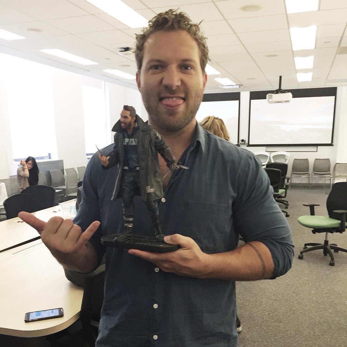 SAMSWlLSONS's tweet image. what did we do to deserve jai courtney someone let me know