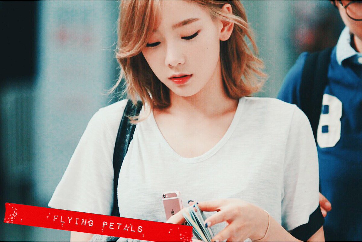 flying_petals's tweet photo. 160805 탱구 https://t.co/GjFdk0rkGt