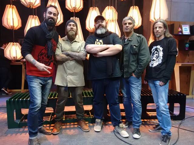 cabalarock's tweet photo. #Cabala18anos - Programa ViradaSport (Octo) @rbstv- Tio Hugo, Alemão Ribeiro, Miro Jr, Ellias Pedra e Helio Cordeiro https://t.co/k2xW0uGlou