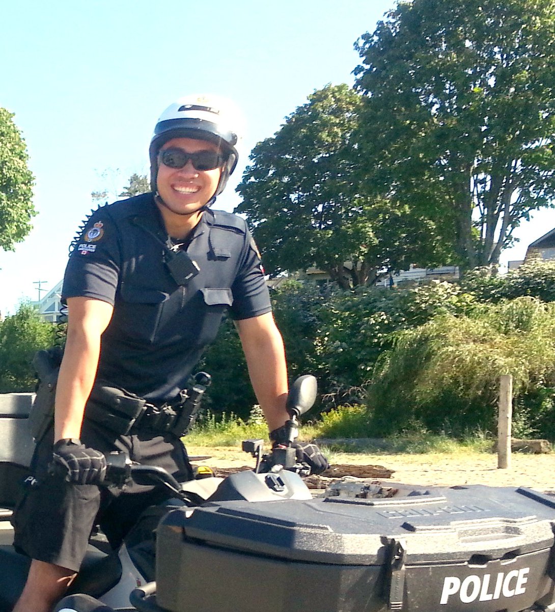 VancouverDogs's tweet photo. Do you know who these #VPD goofs are? What is Mr Baywatch smiling at? Tweet their names &amp; protect #DogsInVancouver https://t.co/BuNvkYq2d3