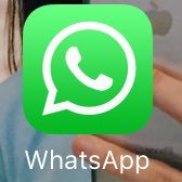 lalispriority's tweet image. con él te duele el corazón // conmigo te duelen los pies